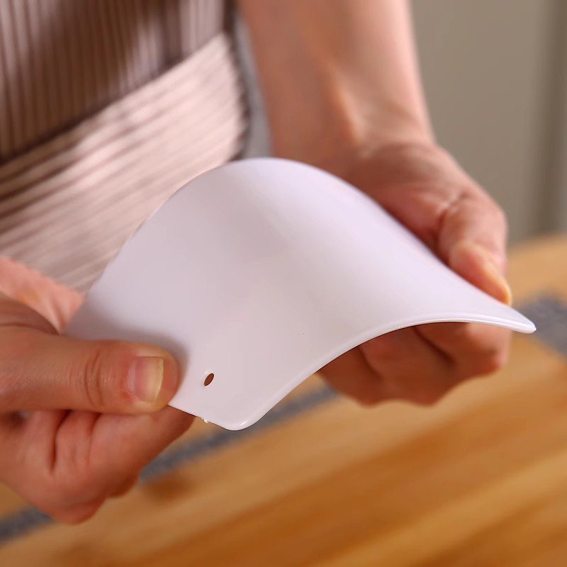 1pcs Useful Curved Cream Spatu - đánh giá và giá Dough Scraper Curved