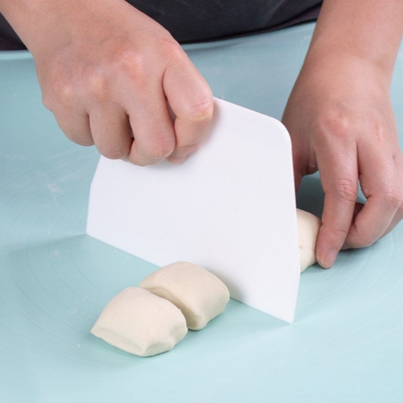 1pcs Useful Curved Cream Spatu - đánh giá và giá Dough Scraper Curved